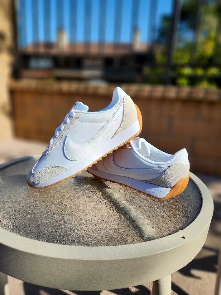 W Nike Pacific