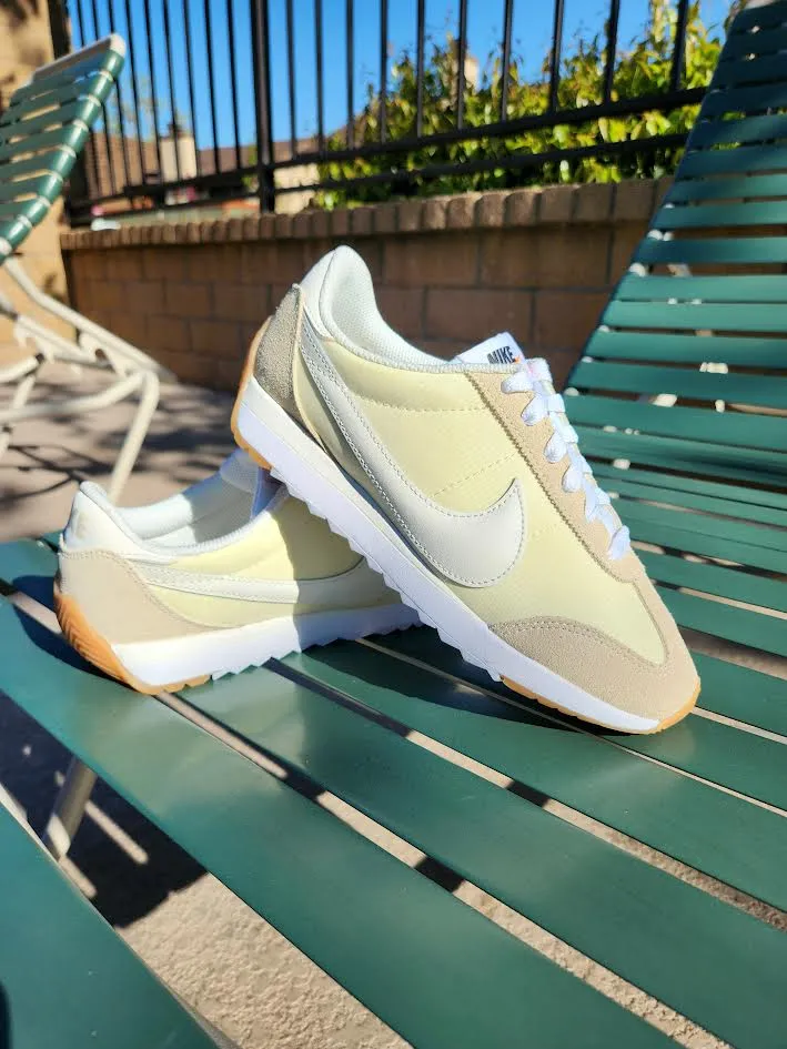 W Nike Pacific
