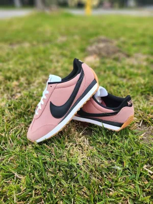 W Nike Pacific
